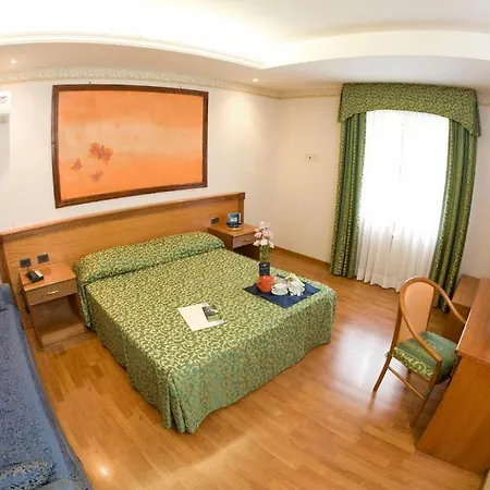 Verdi Hotel 3*